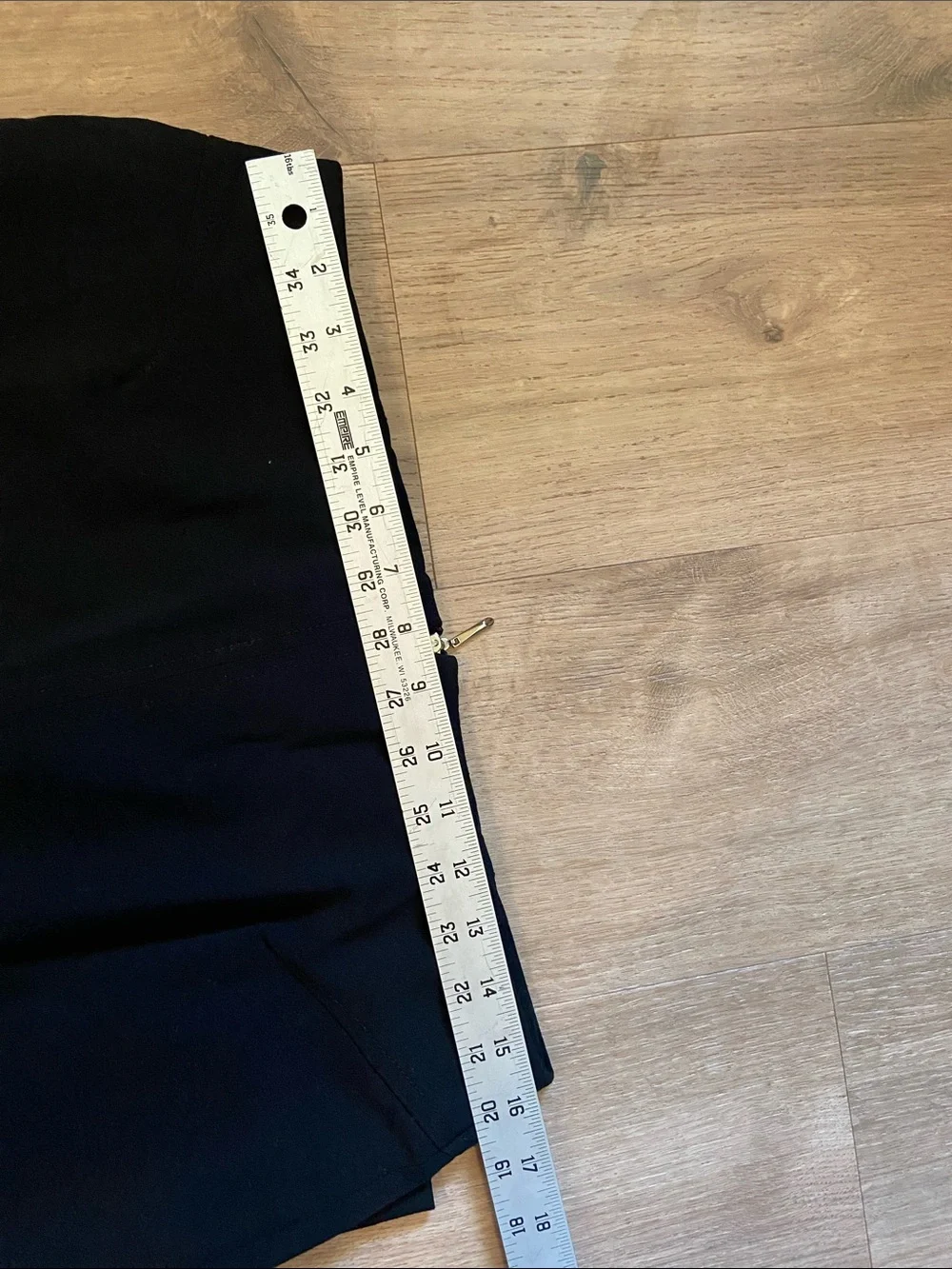 White House Black Market Classic Black Pencil Skirt Size 10 Minimalist Corporate